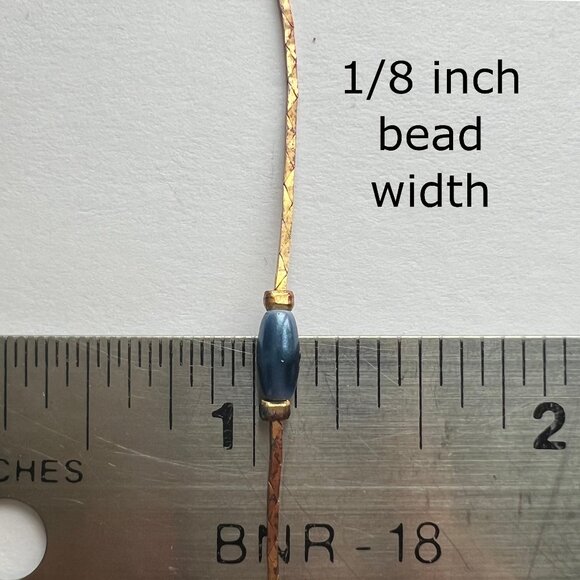 Vintage blue faux pearl necklace - Picture 8 of 9